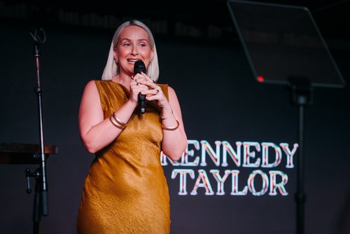 BSME-TalentAwards-2024@jason_purple-87 operating a teleprompter