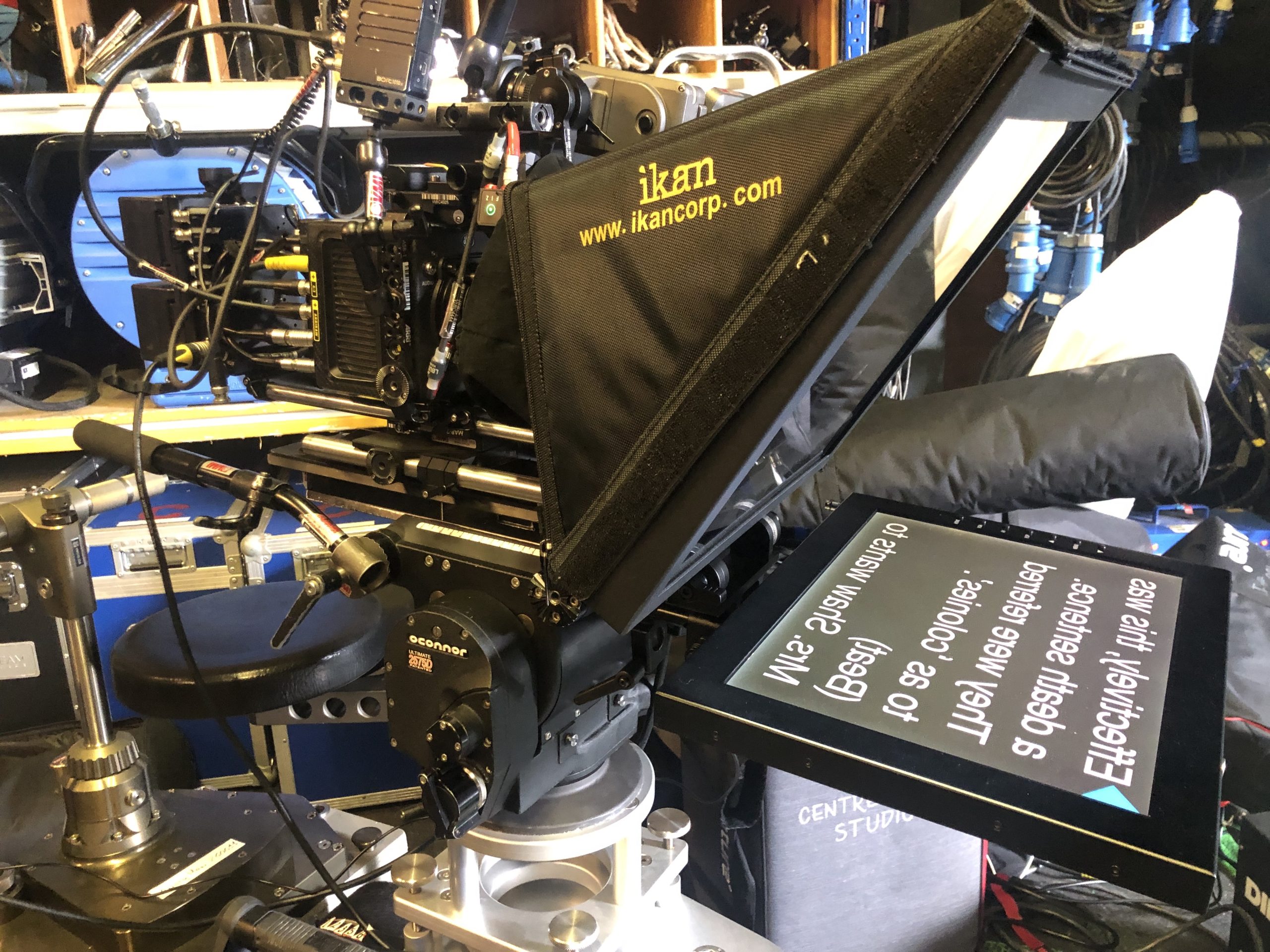 arri mini mounted teleprompter autocue tiktok teleprompter