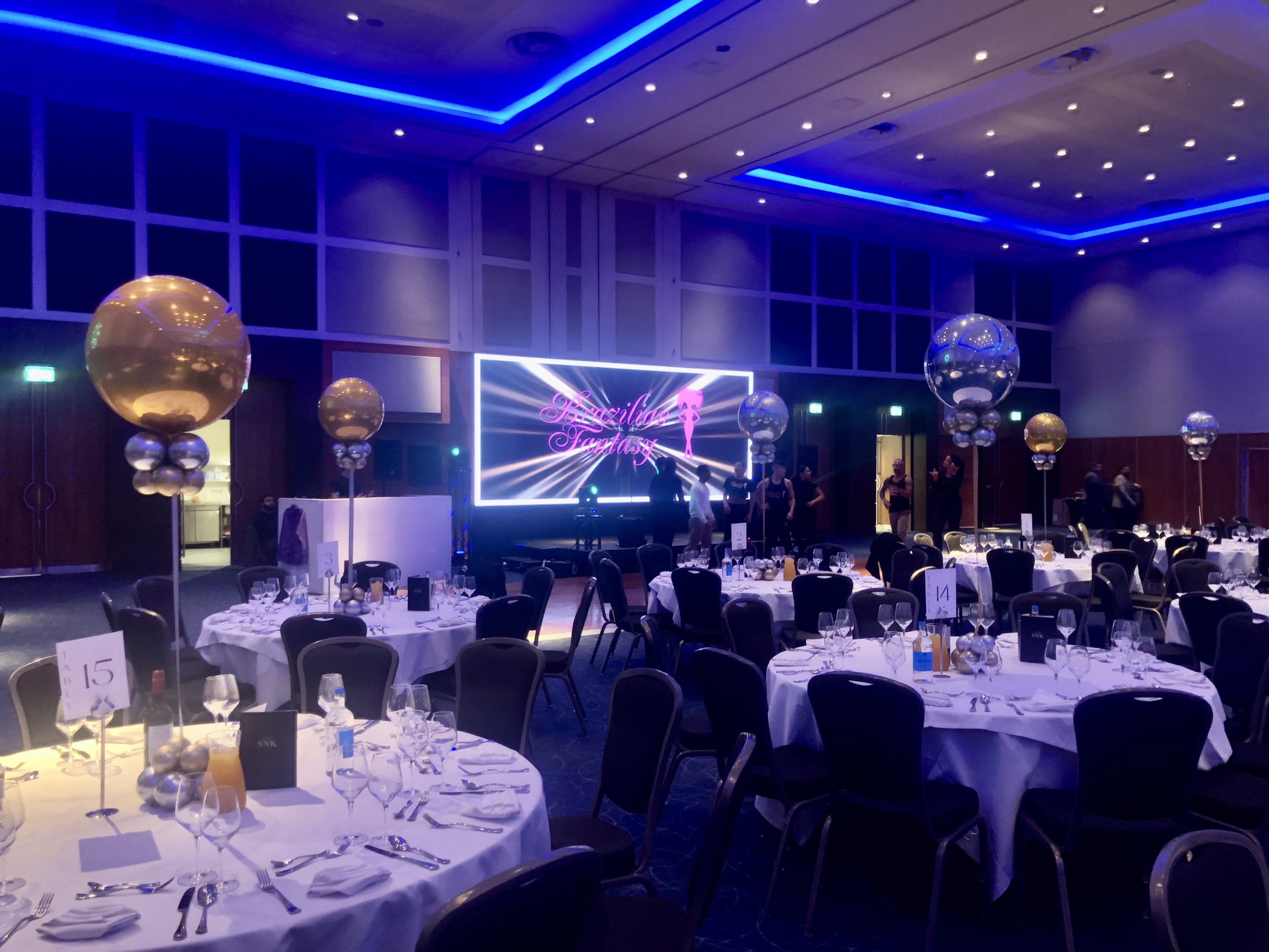 hilton awards telepromter autocue tiktok teleprompter