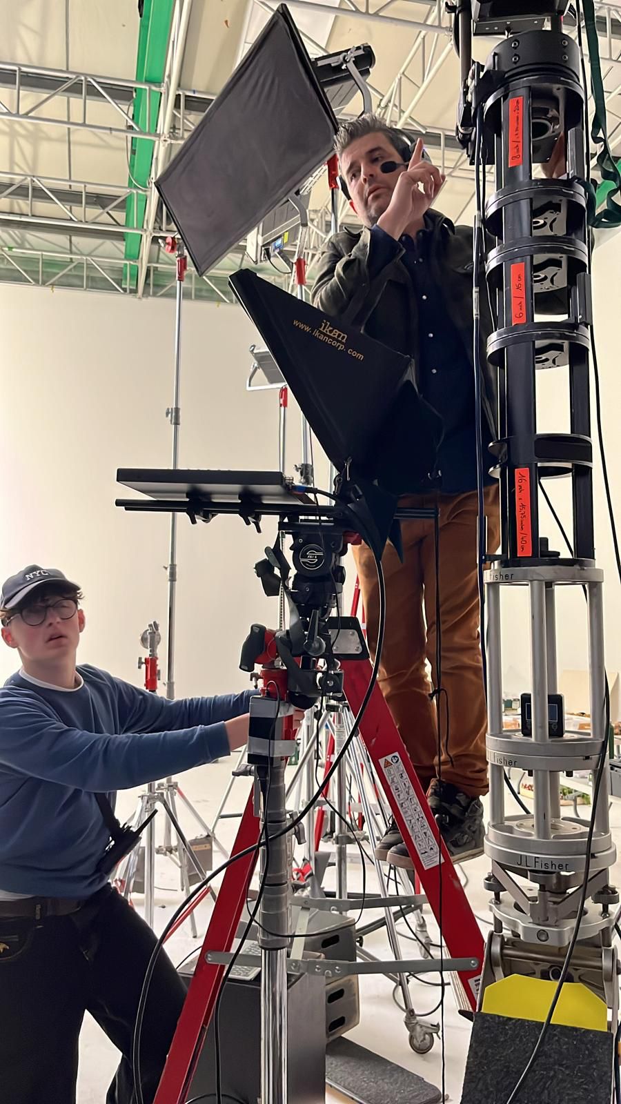 technical teleprompter set up operating a teleprompter