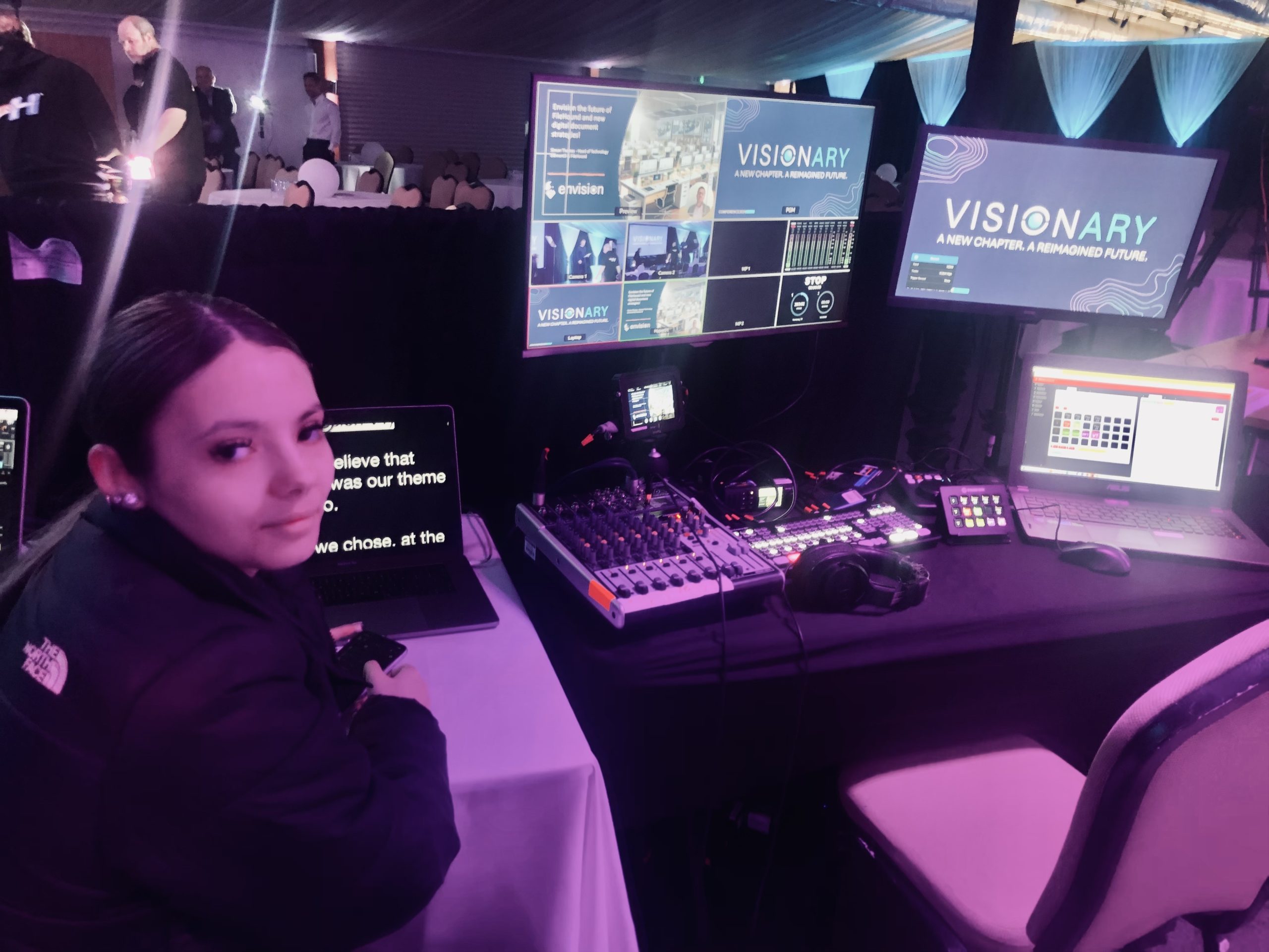 operating a teleprompter